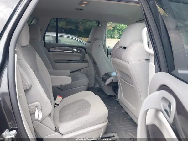 5GAKRAKD0HJ279803 2017 BUICK ENCLAVE - Image 8
