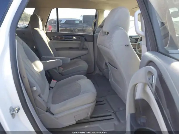 5GAKRAKD1GJ134817 2016 BUICK ENCLAVE - Image 8