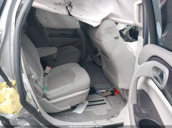5GAKRAKD1HJ114066 2017 BUICK ENCLAVE - Image 8