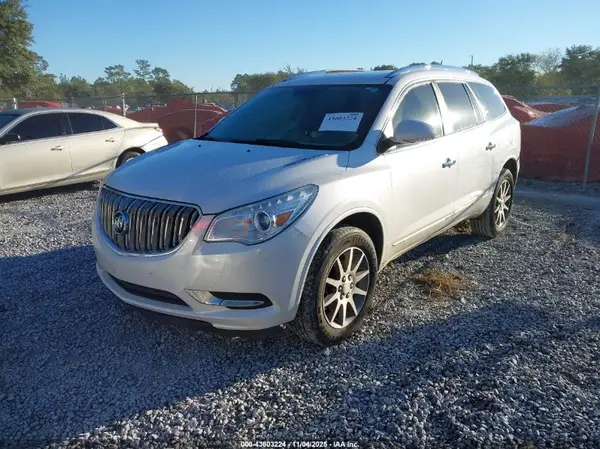 5GAKRAKD1HJ239729 2017 BUICK ENCLAVE - Image 2