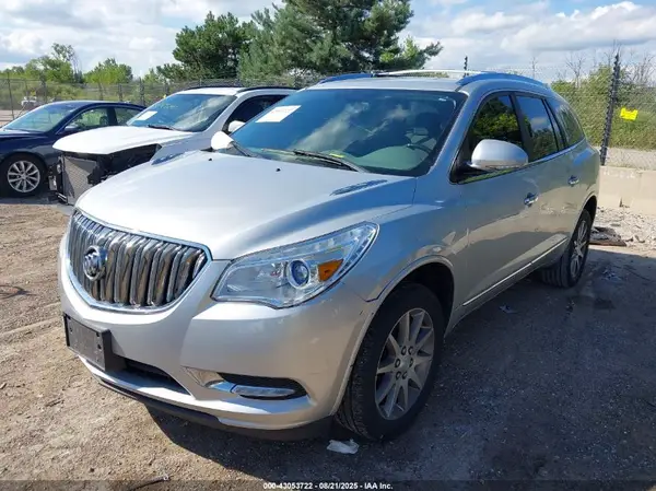 5GAKRAKD1HJ239813 2017 BUICK ENCLAVE - Image 2