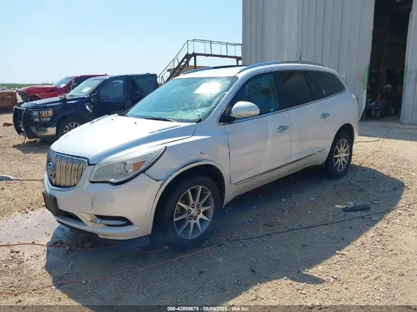 5GAKRAKD1HJ269457 2017 BUICK ENCLAVE - Image 2