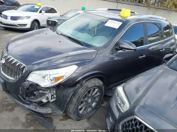 5GAKRAKD2GJ330183 2016 BUICK ENCLAVE - Image 2