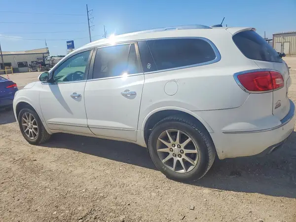 5GAKRAKD2HJ107286 2017 BUICK ENCLAVE - Image 2