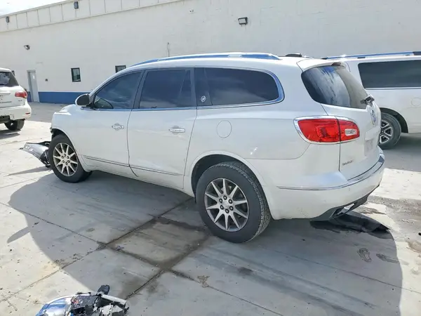 5GAKRAKD2HJ215990 2017 BUICK ENCLAVE - Image 2