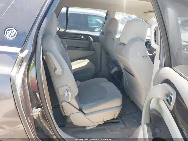5GAKRAKD2HJ256667 2017 BUICK ENCLAVE - Image 8