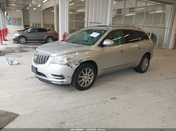5GAKRAKD2HJ312316 2017 BUICK ENCLAVE - Image 2