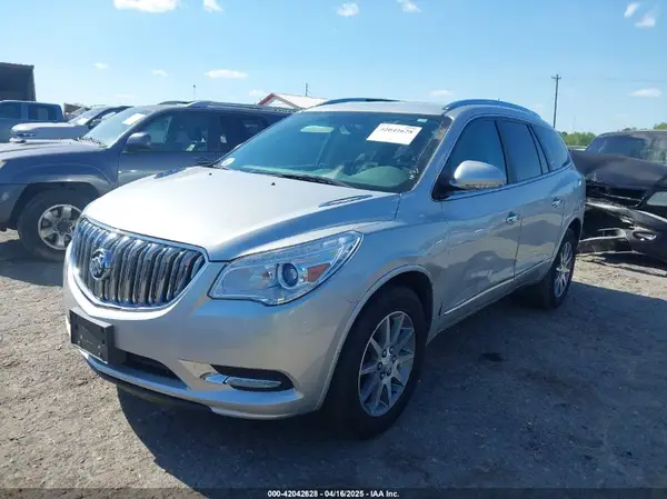 5GAKRAKD3HJ103926 2017 BUICK ENCLAVE - Image 2