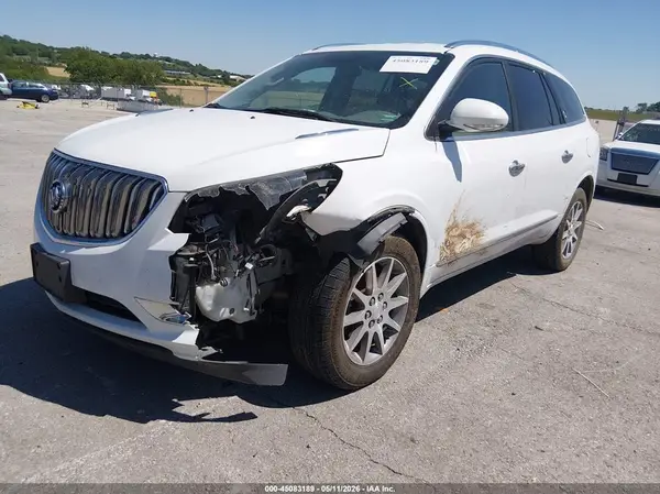 5GAKRAKD3HJ223225 2017 BUICK ENCLAVE - Image 2