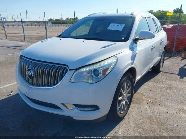 5GAKRAKD3HJ282453 2017 BUICK ENCLAVE - Image 2