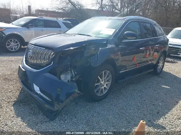 5GAKRAKD3HJ302376 2017 BUICK ENCLAVE - Image 2