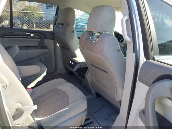 5GAKRAKD4GJ123679 2016 BUICK ENCLAVE - Image 8