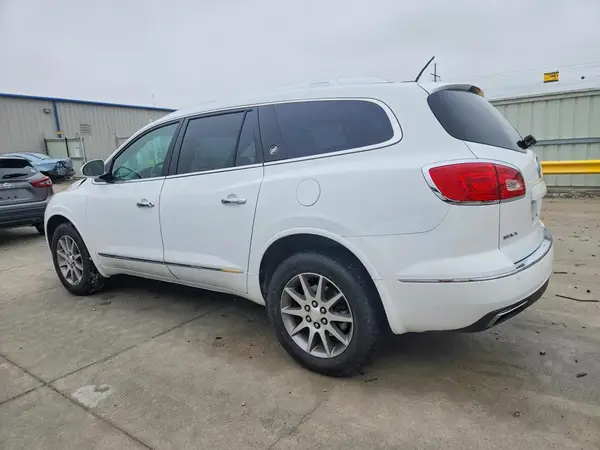 5GAKRAKD4HJ255746 2017 BUICK ENCLAVE - Image 2