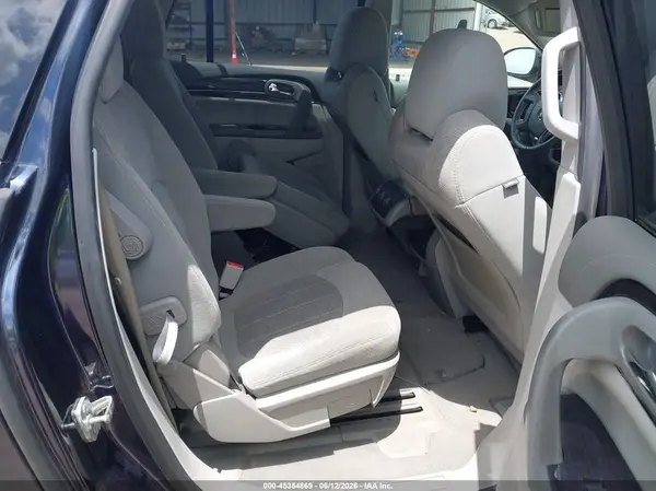 5GAKRAKD4HJ303391 2017 BUICK ENCLAVE - Image 8