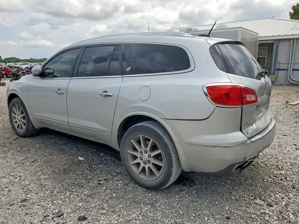5GAKRAKD4HJ335421 2017 BUICK ENCLAVE - Image 2