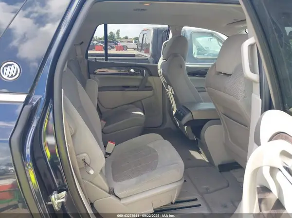 5GAKRAKD5HJ230516 2017 BUICK ENCLAVE - Image 8