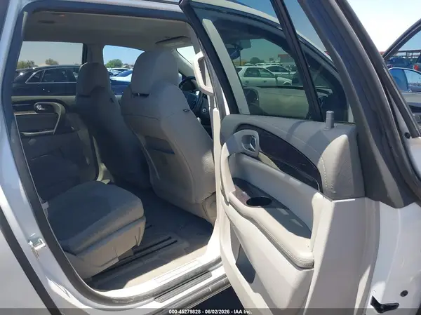 5GAKRAKD5HJ338392 2017 BUICK ENCLAVE - Image 8