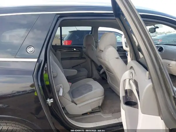 5GAKRAKD6HJ167331 2017 BUICK ENCLAVE - Image 8