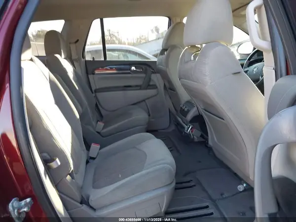 5GAKRAKD6HJ229908 2017 BUICK ENCLAVE - Image 8