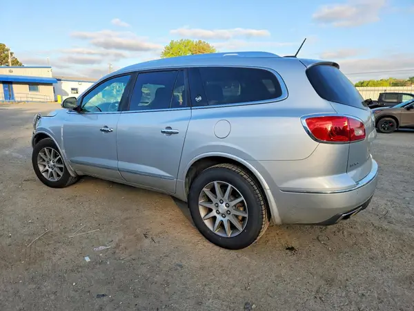 5GAKRAKD6HJ255621 2017 BUICK ENCLAVE - Image 2