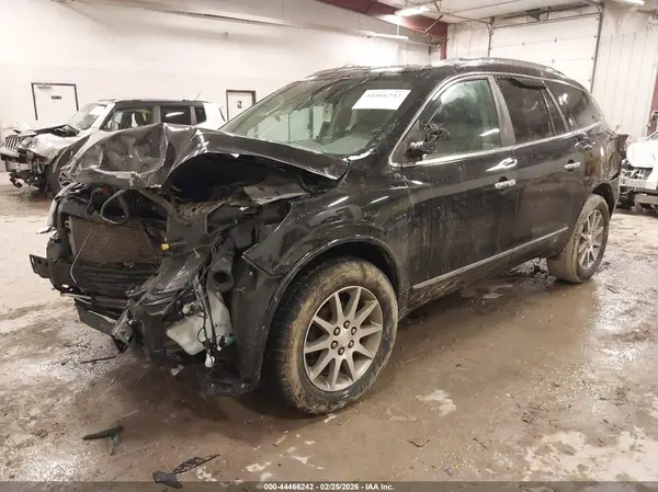 5GAKRAKD6HJ338000 2017 BUICK ENCLAVE - Image 2