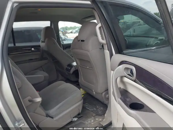 5GAKRAKD7HJ326826 2017 BUICK ENCLAVE - Image 8