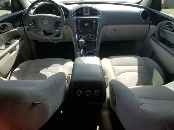 5GAKRAKD7HJ339057 2017 BUICK ENCLAVE - Image 8