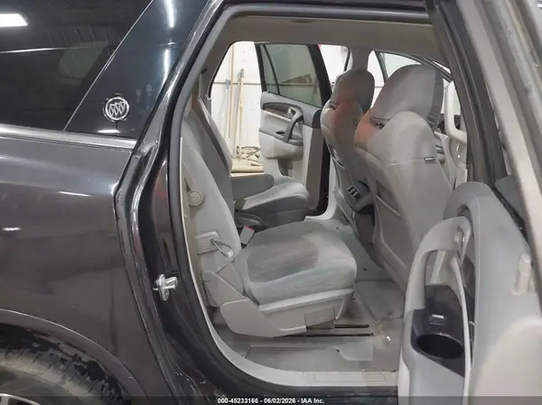 5GAKRAKD8HJ121533 2017 BUICK ENCLAVE - Image 8