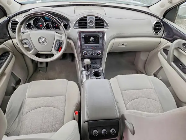 5GAKRAKD8HJ257788 2017 BUICK ENCLAVE - Image 8