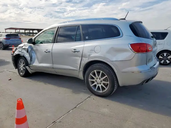 5GAKRAKD9GJ144933 2016 BUICK ENCLAVE - Image 2