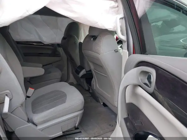 5GAKRAKD9GJ276414 2016 BUICK ENCLAVE - Image 8