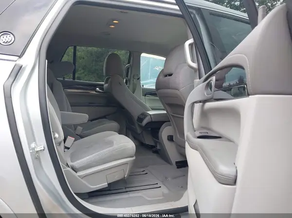 5GAKRAKD9HJ219230 2017 BUICK ENCLAVE - Image 8