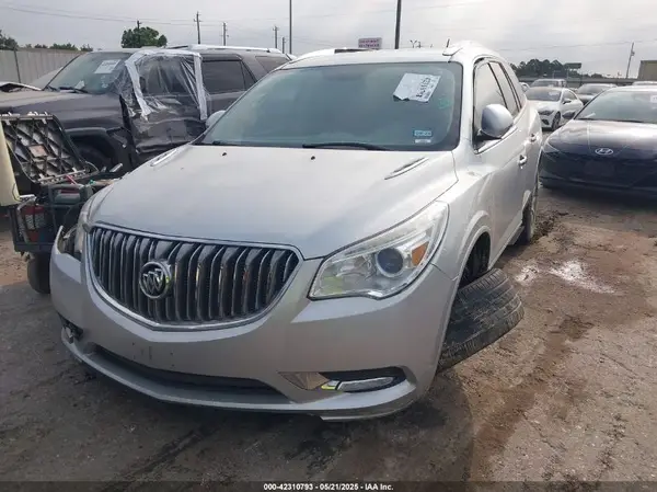 5GAKRAKD9HJ241910 2017 BUICK ENCLAVE - Image 2