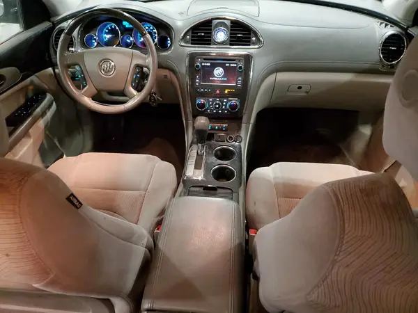 5GAKRAKD9HJ335561 2017 BUICK ENCLAVE - Image 8