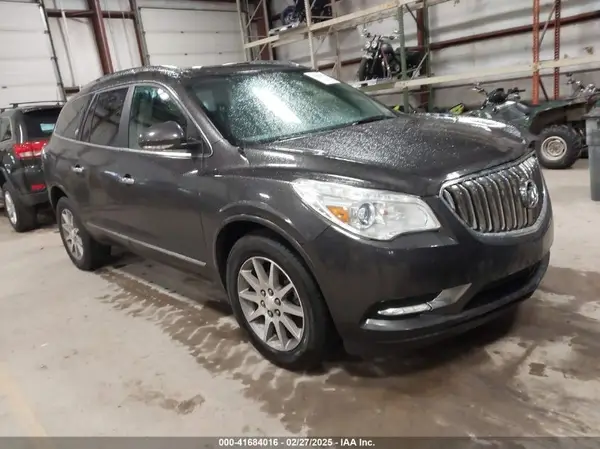 5GAKRAKDXHJ304805 2017 BUICK ENCLAVE - Image 1