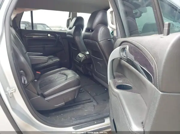 5GAKRBKD0HJ107910 2017 BUICK ENCLAVE - Image 8