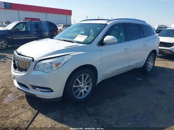 5GAKRBKD0HJ149428 2017 BUICK ENCLAVE - Image 2