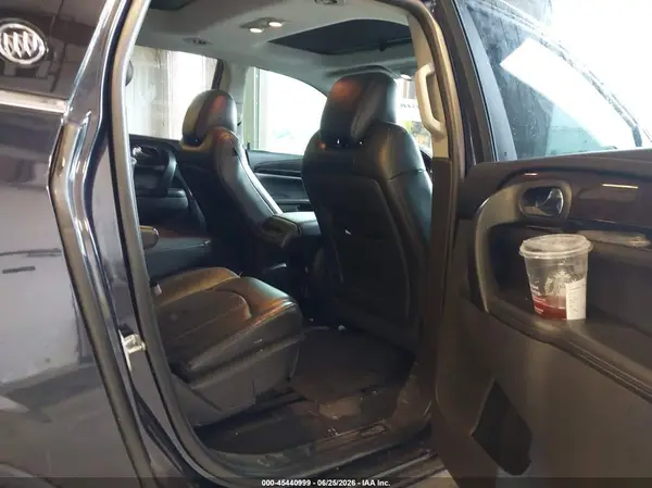 5GAKRBKD0HJ153009 2017 BUICK ENCLAVE - Image 8