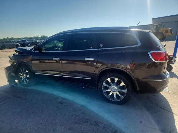 5GAKRBKD0HJ173972 2017 BUICK ENCLAVE - Image 2