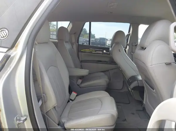 5GAKRBKD1GJ162378 2016 BUICK ENCLAVE - Image 8