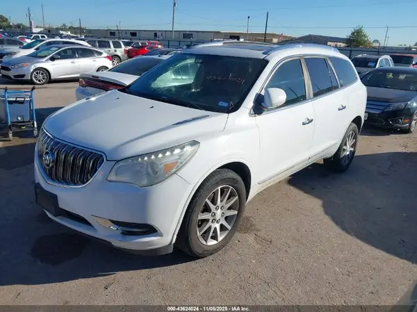 5GAKRBKD1GJ216195 2016 BUICK ENCLAVE - Image 2