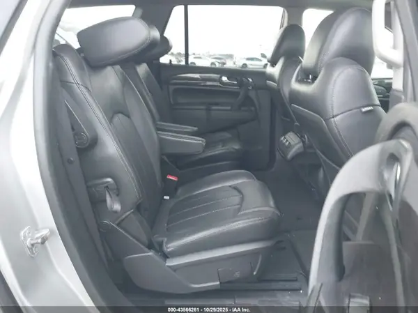 5GAKRBKD1GJ265476 2016 BUICK ENCLAVE - Image 8