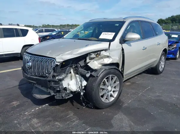5GAKRBKD1GJ279409 2016 BUICK ENCLAVE - Image 2