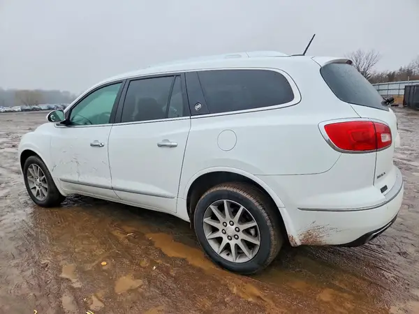 5GAKRBKD1HJ215775 2017 BUICK ENCLAVE - Image 2