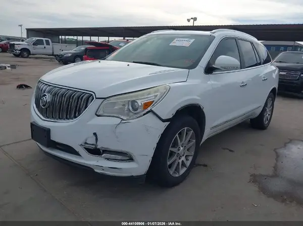 5GAKRBKD2GJ108300 2016 BUICK ENCLAVE - Image 2