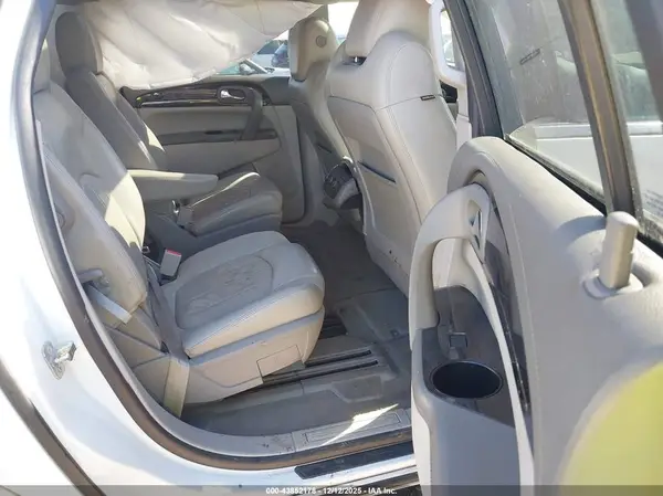 5GAKRBKD2GJ143726 2016 BUICK ENCLAVE - Image 8