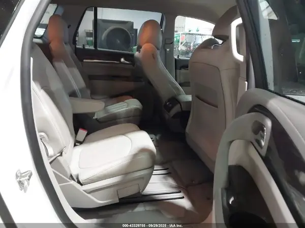 5GAKRBKD2GJ281329 2016 BUICK ENCLAVE - Image 8