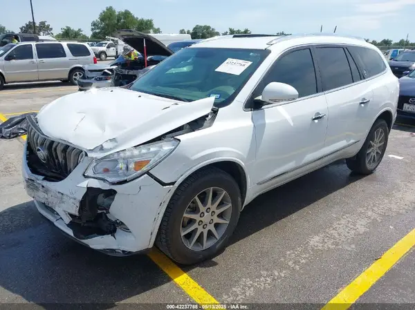 5GAKRBKD2HJ233461 2017 BUICK ENCLAVE - Image 2