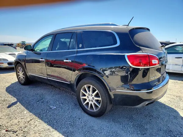 5GAKRBKD2HJ272258 2017 BUICK ENCLAVE - Image 2