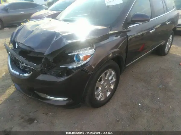 5GAKRBKD2HJ301595 2017 BUICK ENCLAVE - Image 2